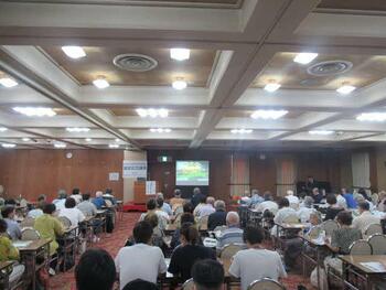 会場全体を写した写真